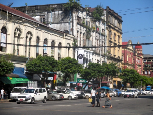 Ytterligare en gatuscen från Yangon.