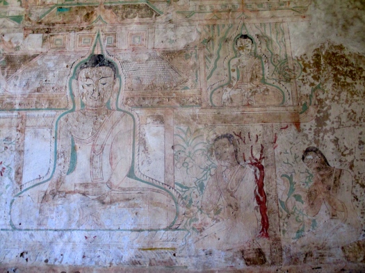 Väggmålningar i ett av Bagans mest besökta tempel, Sulemani Pahto.